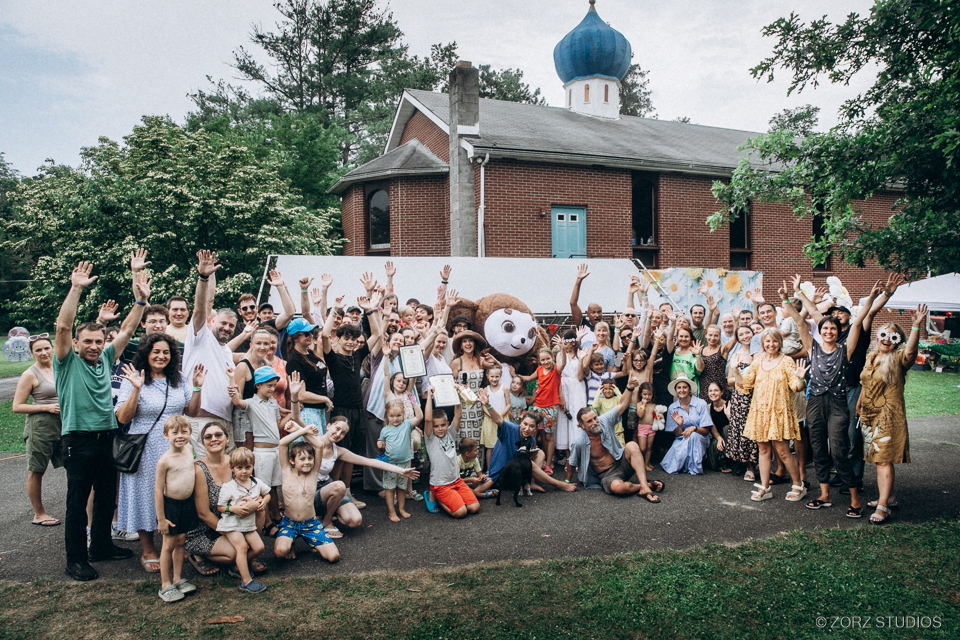 Romashkovoe Pole (Chamomile Meadow): A Summer Celebration of Family, Love, and Joy - CASR_Eve8-0288